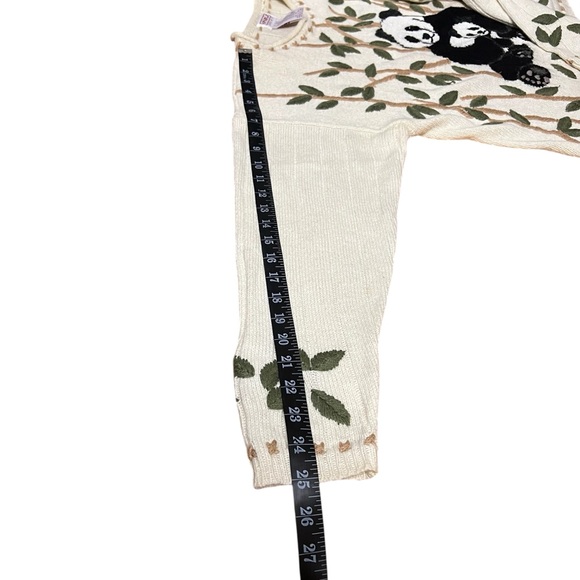 VINTAGE PBJ SPORT Embroidered Panda Holiday Artsy Sweater Crewneck Sweater M - Picture 6 of 12